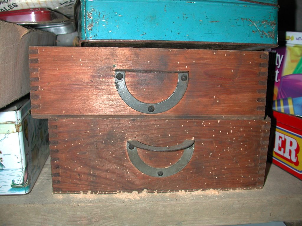 Anobium in ply drawer base