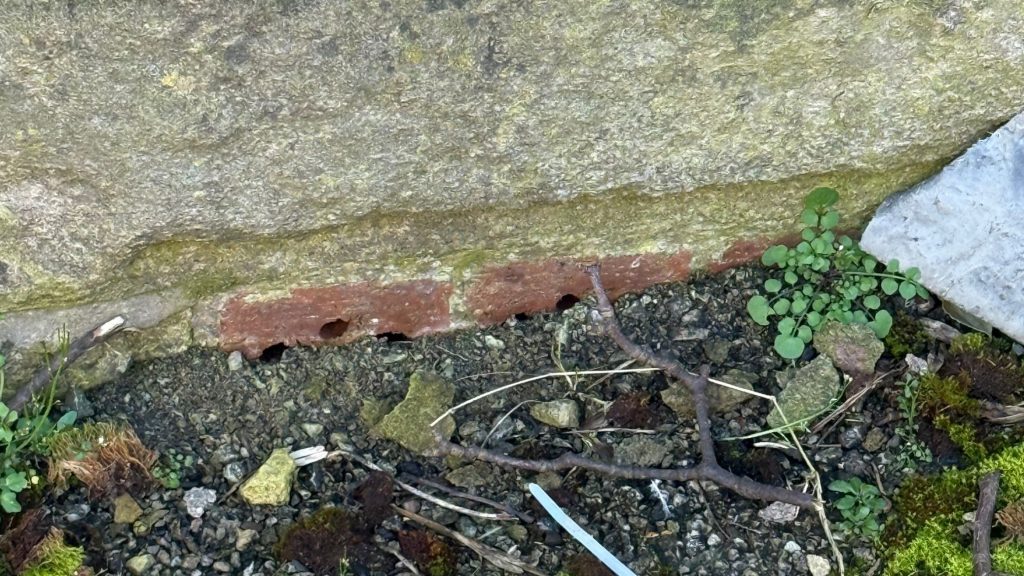 Air bricked wall